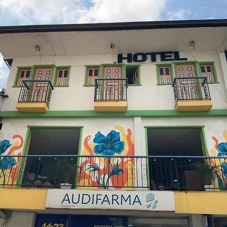 Hotel Las Flores Санта-Роса-де-Кабаль Экстерьер фото