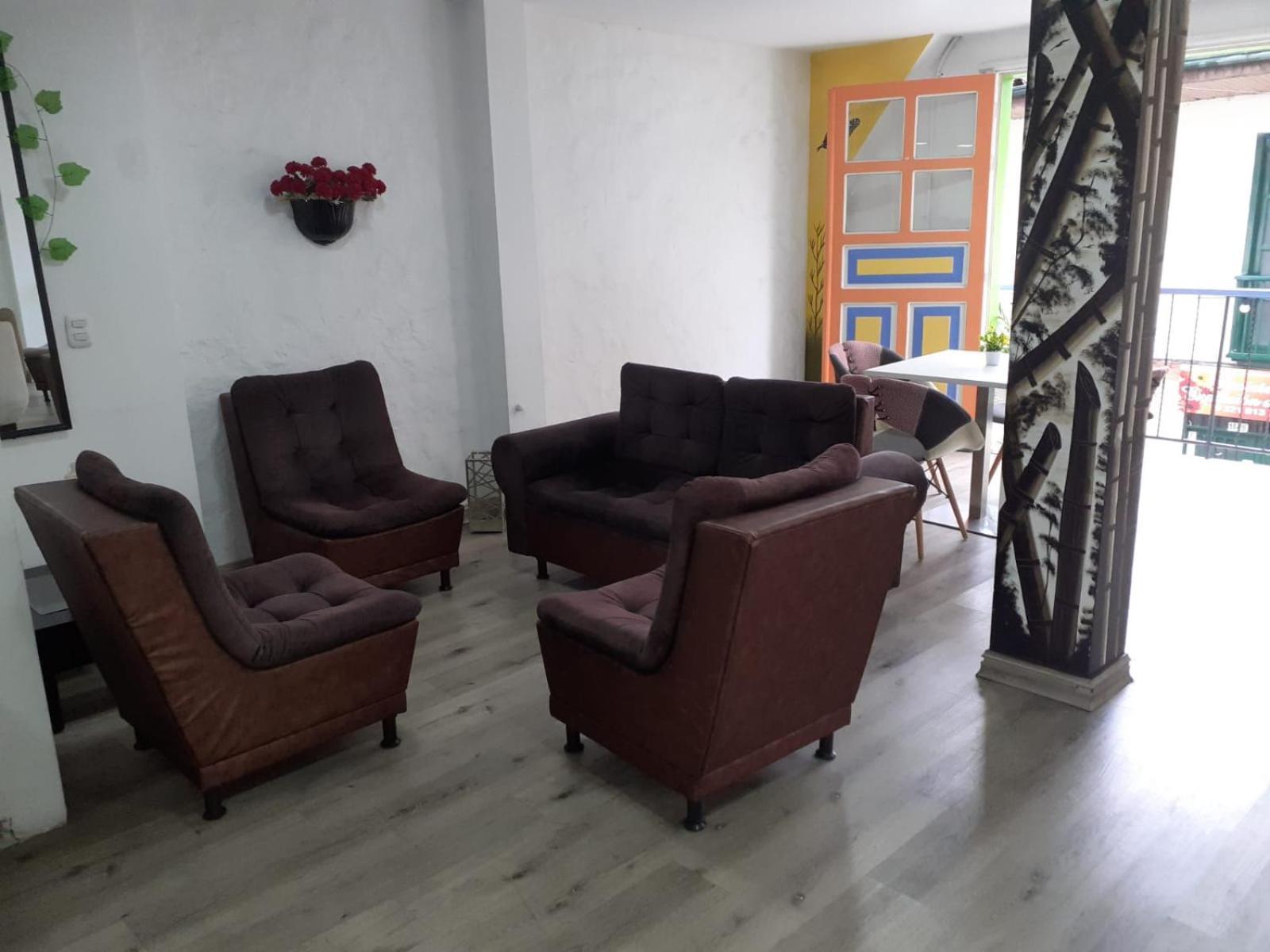 Hotel Las Flores Санта-Роса-де-Кабаль Экстерьер фото